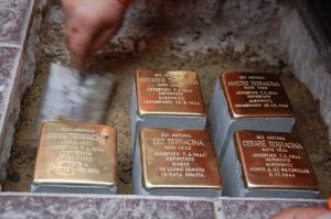 Stolpersteine-Roma