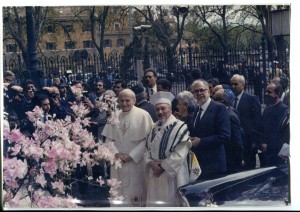 5. 13 aprile 1986 giardino del Tempio