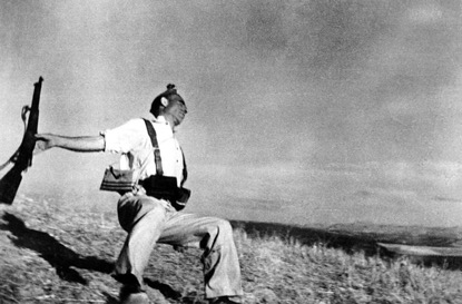 Robert Capa - miliziano