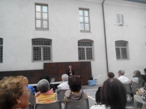 IMG-20140910-WA000