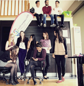 Michele (in rosso), torinese, collabora con l’Ocse