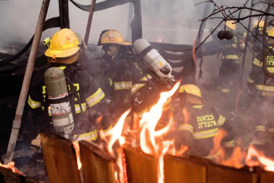 Israele, le fiamme sotto controllo