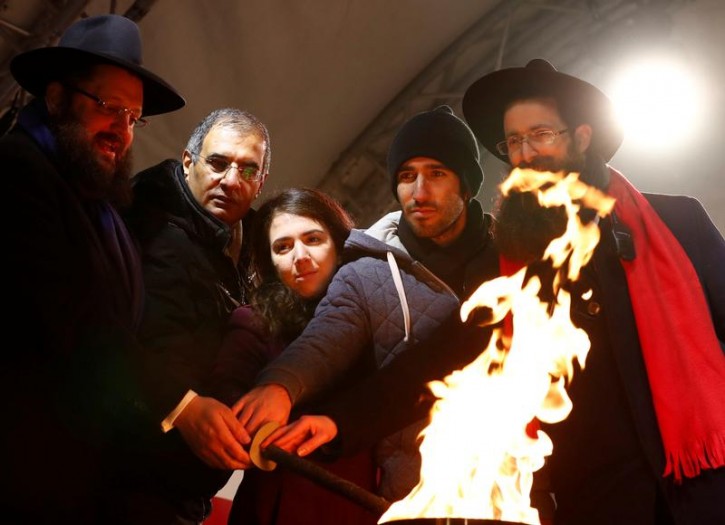 Berlino, luce per la speranza