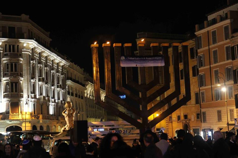“Chanukkah, luce contro il buio”