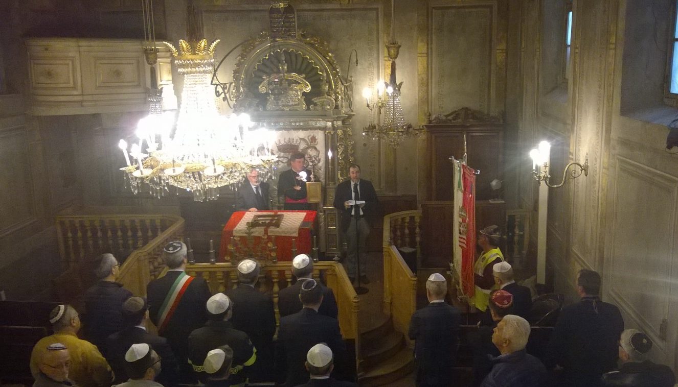 A Cuneo, la sfida del Dialogo</br>l’incontro con il vescovo in sinagoga