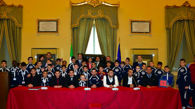 La missione del Roma Club <br> “La pace? Anche col pallone”