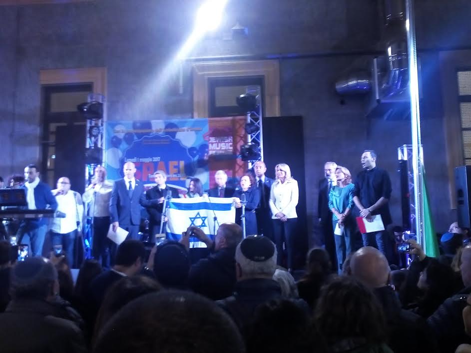 Roma, la festa di Yom HaAtzmaut <br> “Sessantanove anni di amore”