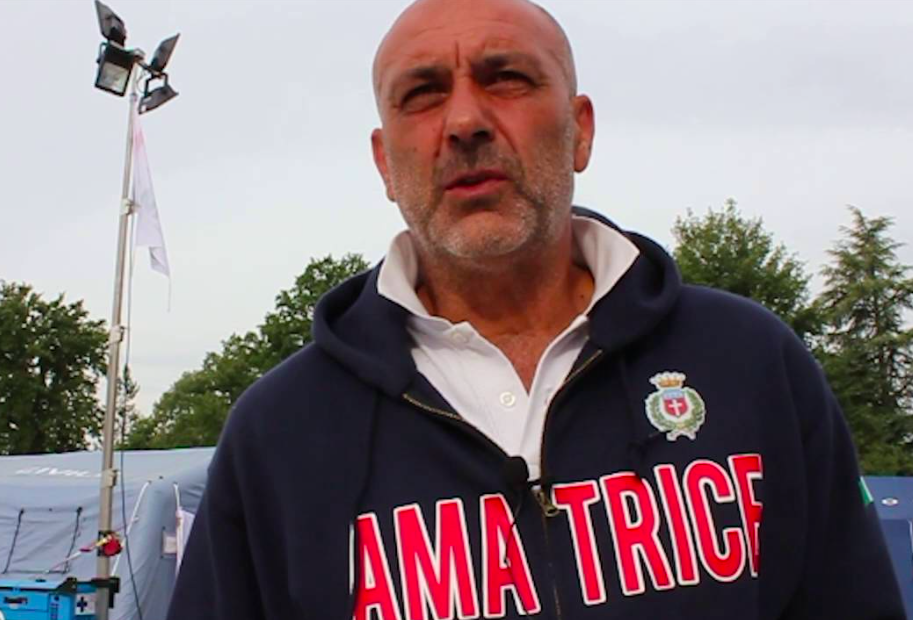 L’intervista al sindaco di Amatrice <br> “Il calcio? Mi ha insegnato <br> a gestire le difficoltà”