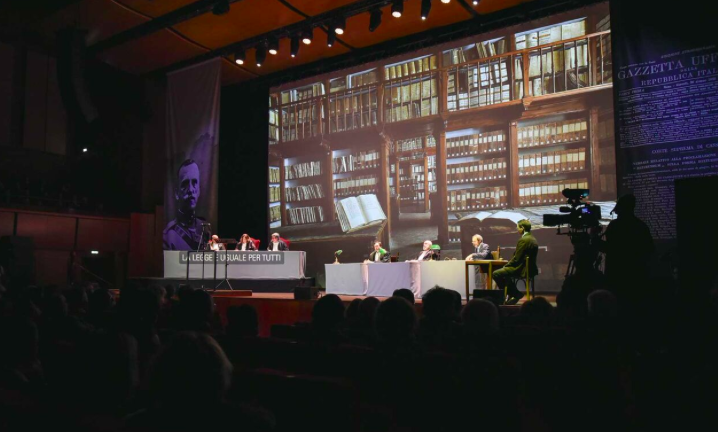Leggi del ’38, il re a processo: <br> “La Storia ti condanna”