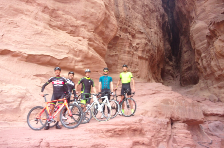 Israele, in bici con i campioni <br> “Pedalare nel Negev, che emozione!”