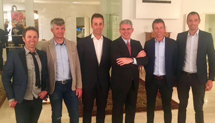 I campioni dall’ambasciatore <br> “Conto di rivedervi presto”