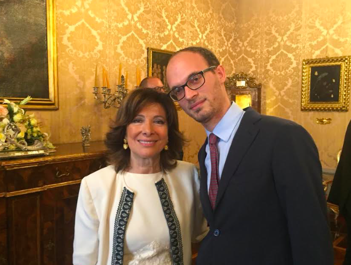 Simone, mazal tov!