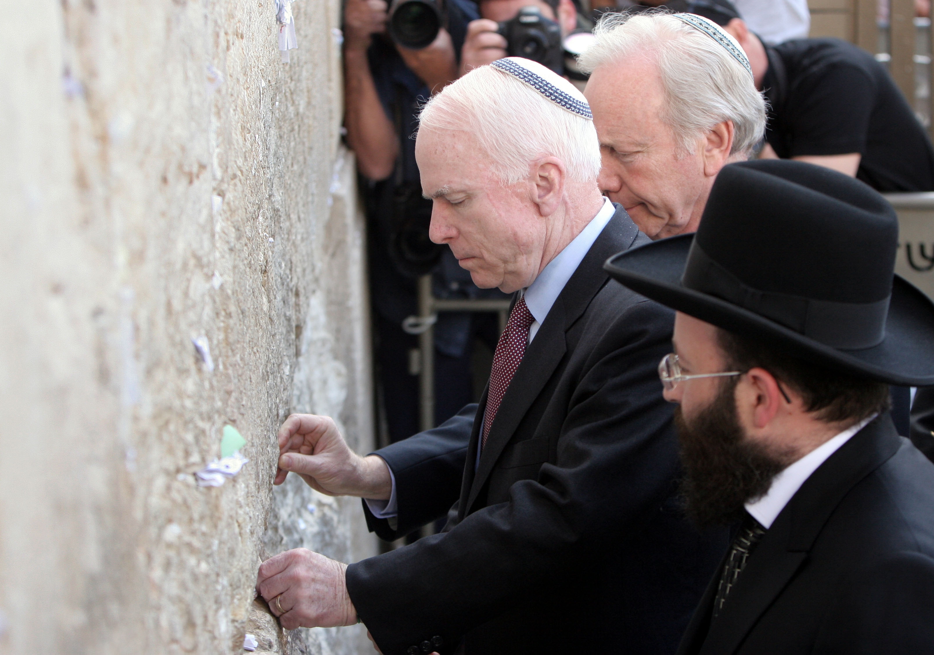 La scomparsa di John McCain <br> Il cordoglio di Israele e mondo ebraico