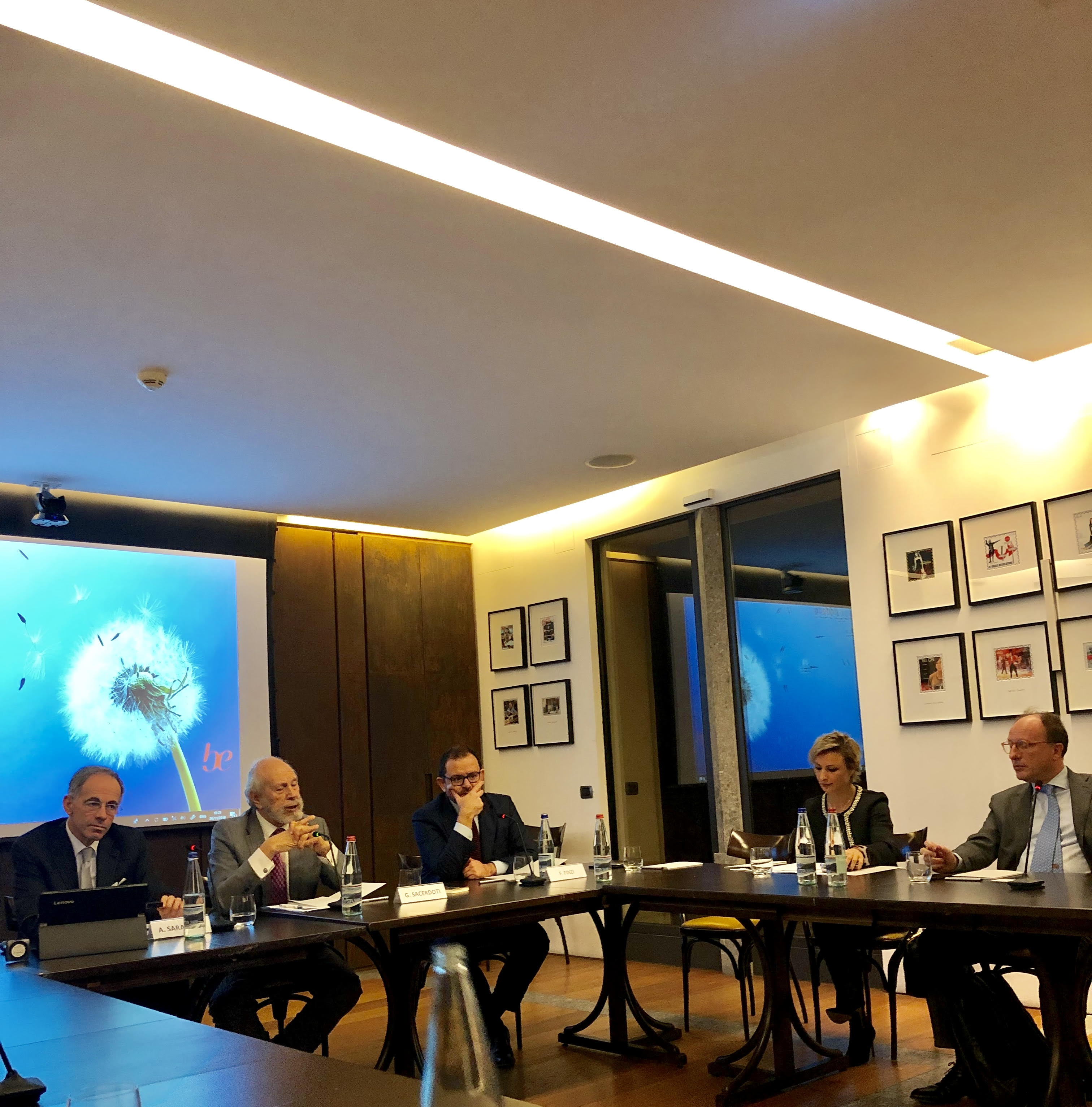 Il convegno Age a Milano <br> Avvocatura, modelli a confronto