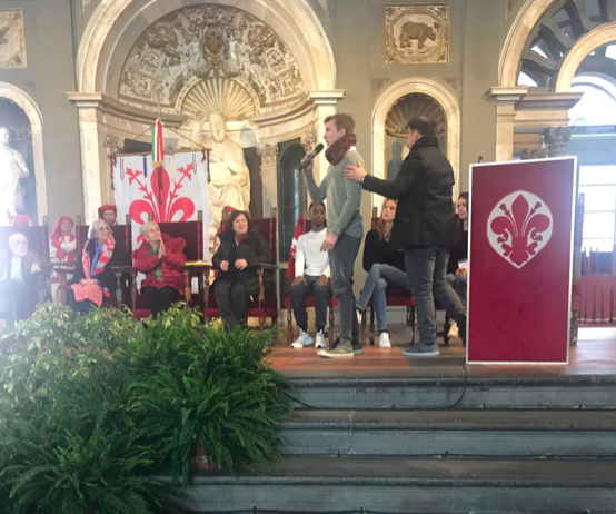 Firenze – Andra e Tati, </br>l’abbraccio dei ragazzi