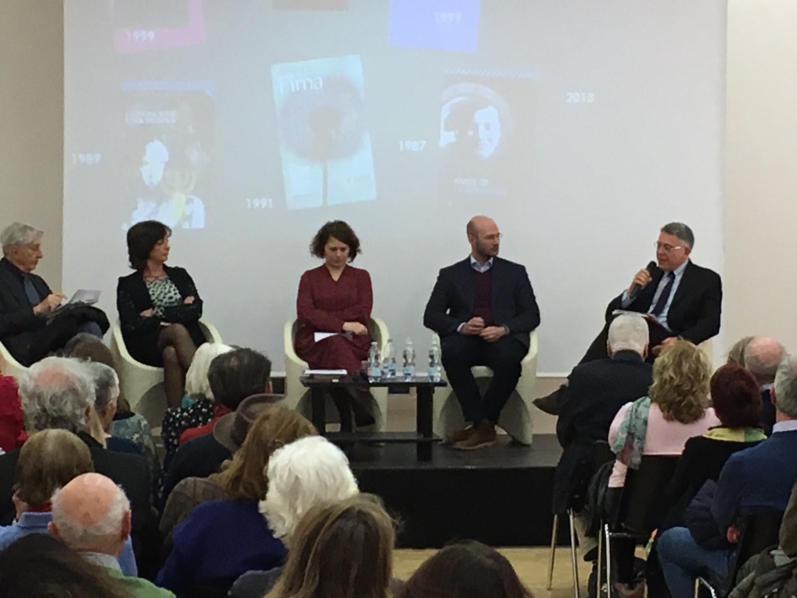 Roma – Oz, tra scrittura e impegno