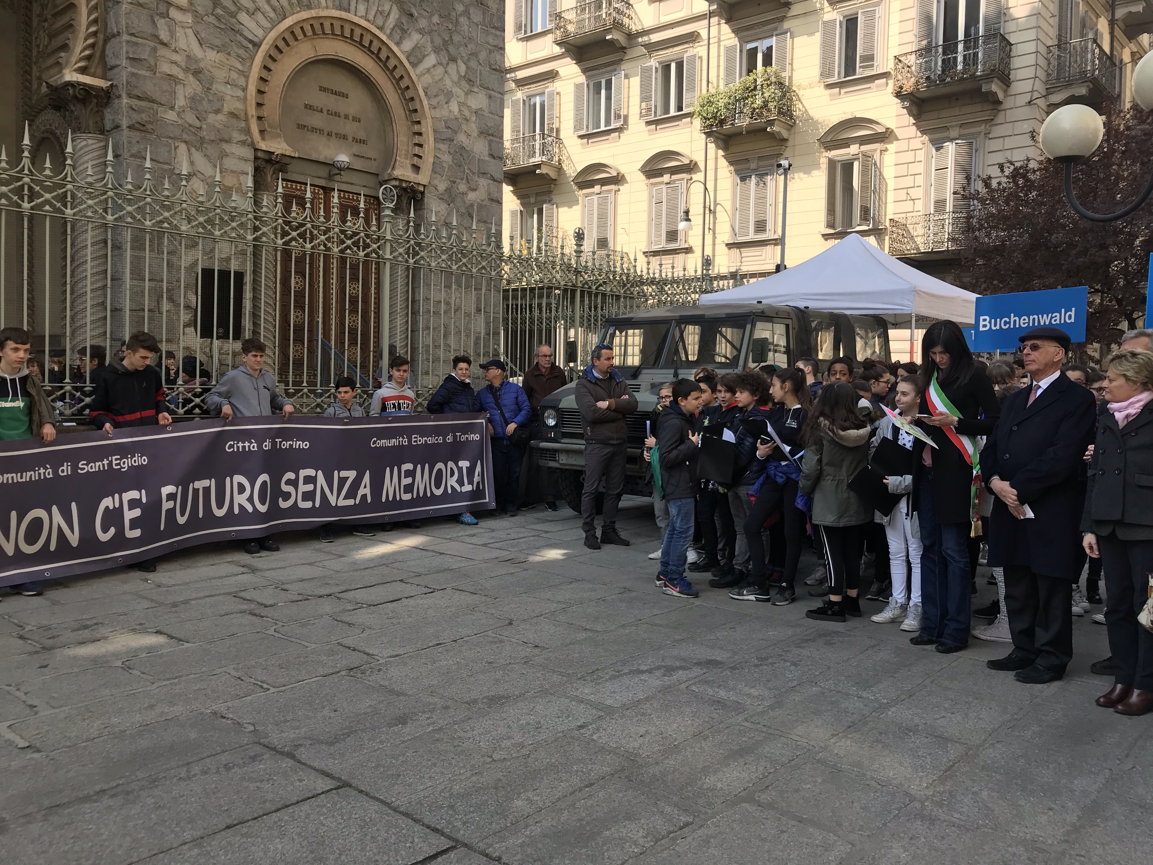 Torino, in marcia per Artom