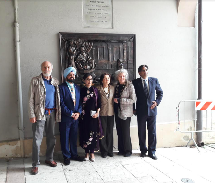La cerimonia – Ventura, un generale a Lahore