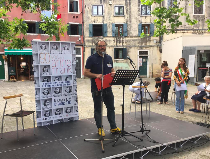 Novanta voci per Anne Frank
