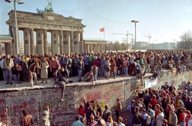 A 30 anni dalla caduta del Muro <br> “Libertà conquista da difendere”
