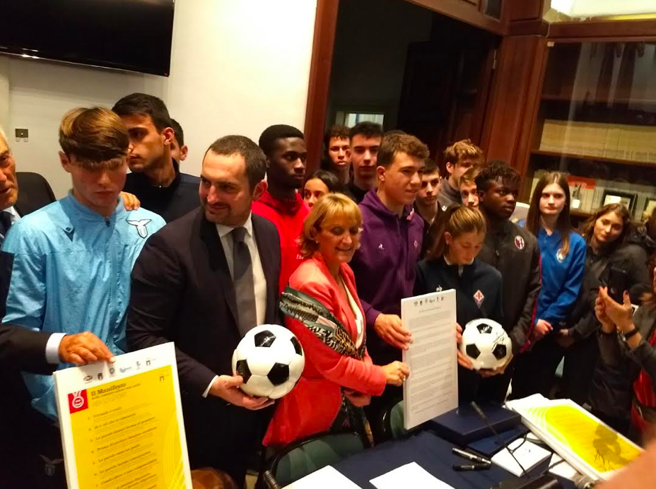 L’evento organizzato dall’UCEI <br> “Diamo tutti un calcio al razzismo”