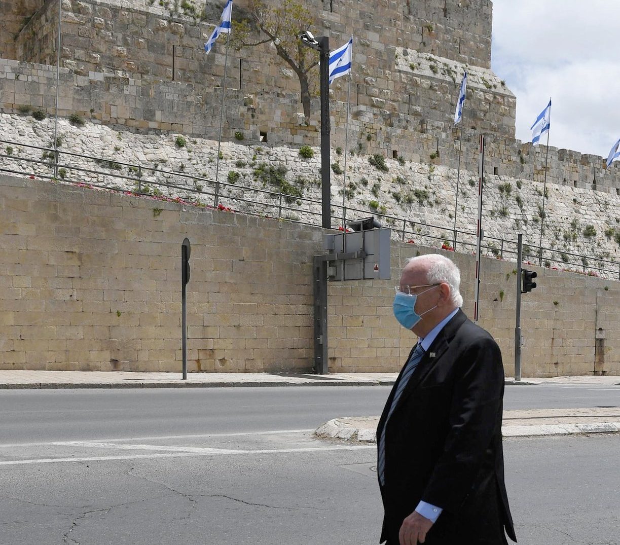 Rivlin e la lezione del 17 di Tamuz</br>“Le crisi iniziano da piccole crepe,</br>impariamo a non ignorarle”