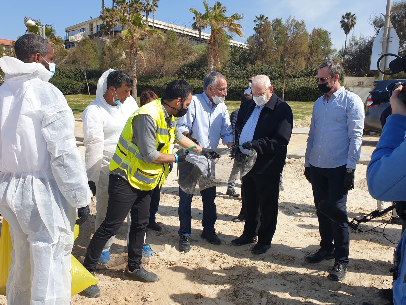 Coste israeliane coperte di catrame</br> “Disastro ecologico senza precedenti”