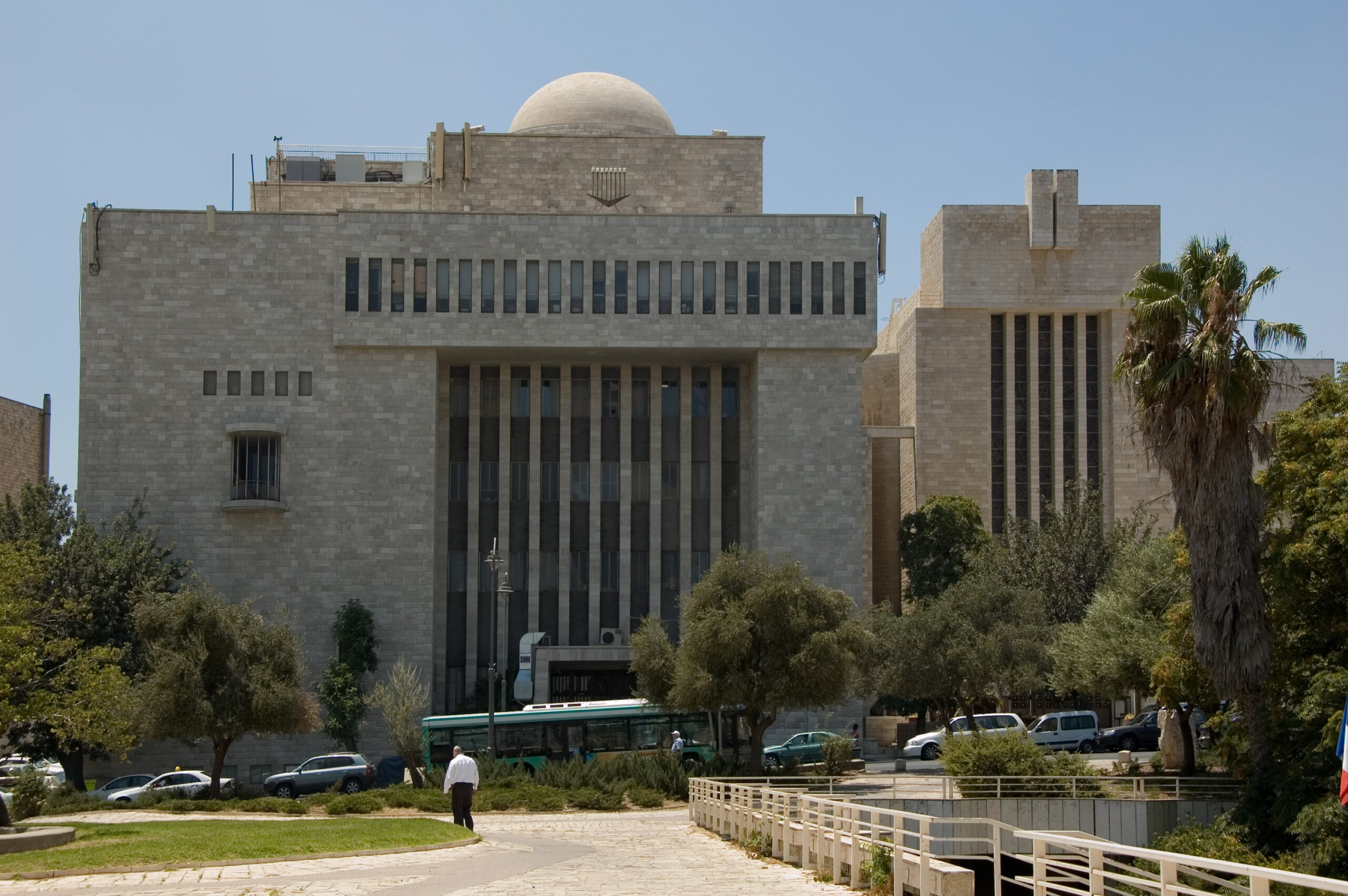 Un secolo di rabbinato d’Israele </br>“Un passato di grande autorevolezza, </br>ma è tempo di una riforma”
