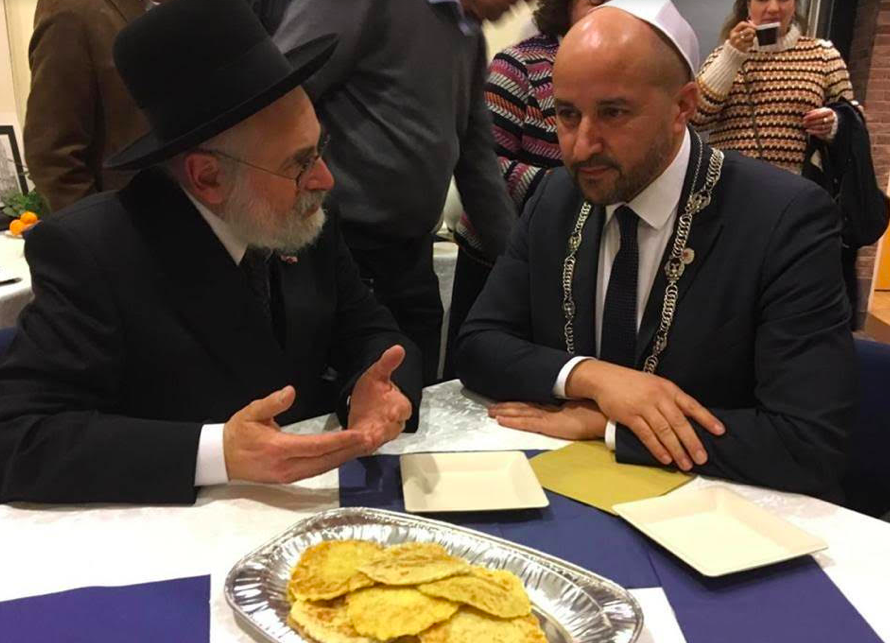 Il rabbino e il sindaco musulmano <br> insieme contro l’odio ultrà