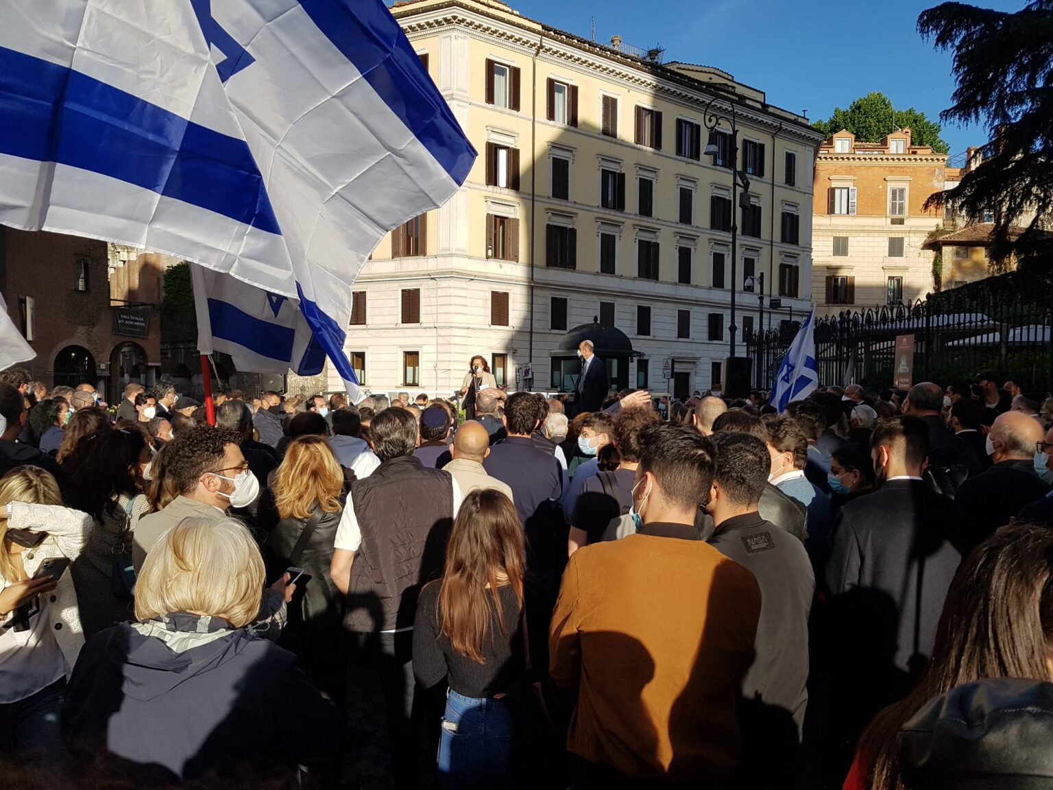 Italian Jewish communities </br>stand in solidarity with Israel