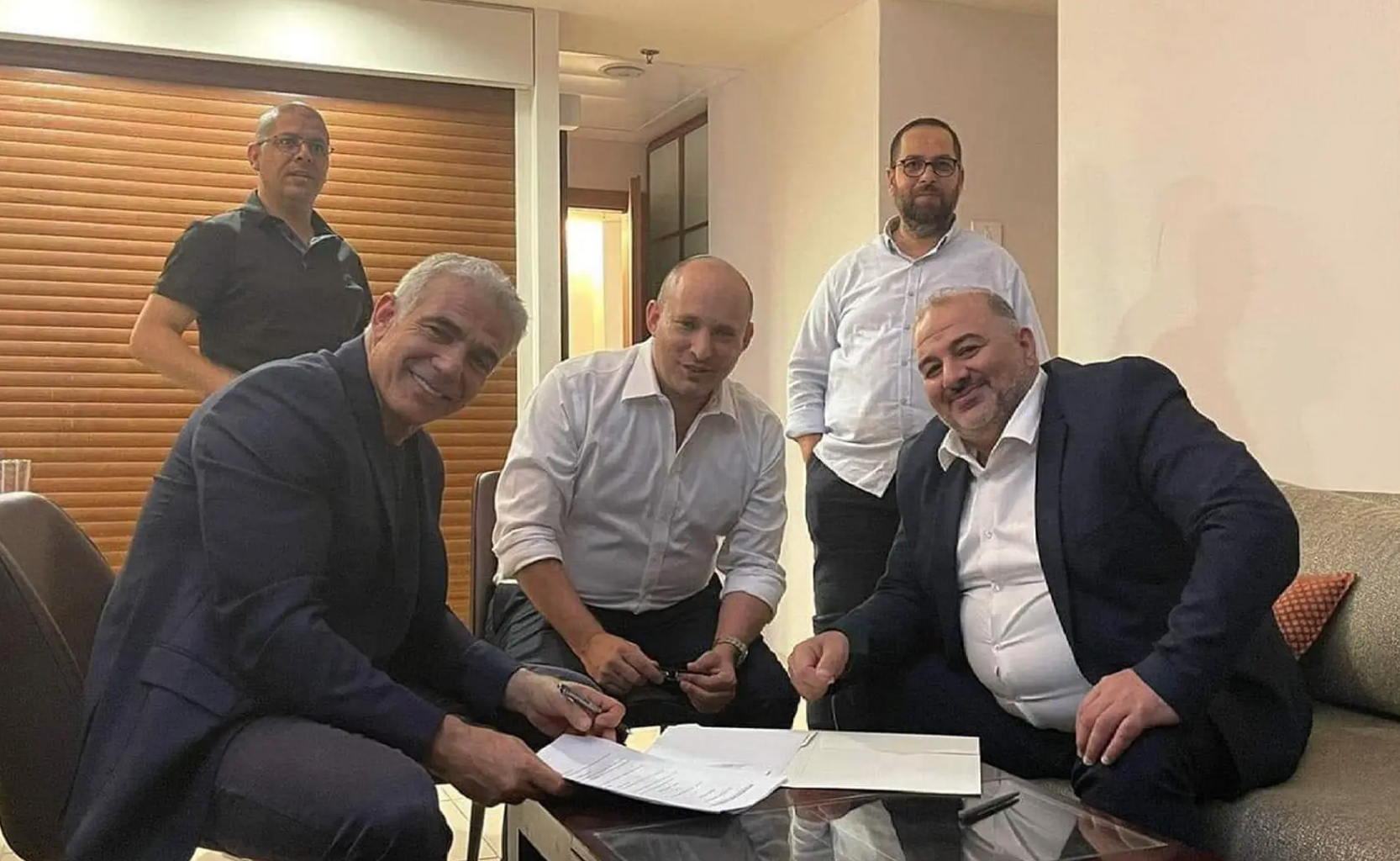 L’intesa per l’esecutivo c’è, </br>ma ora serve la fiducia della Knesset