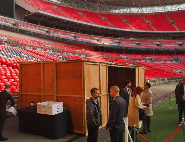 Wembley, il grande calcio <br> e il segno delle minoranze