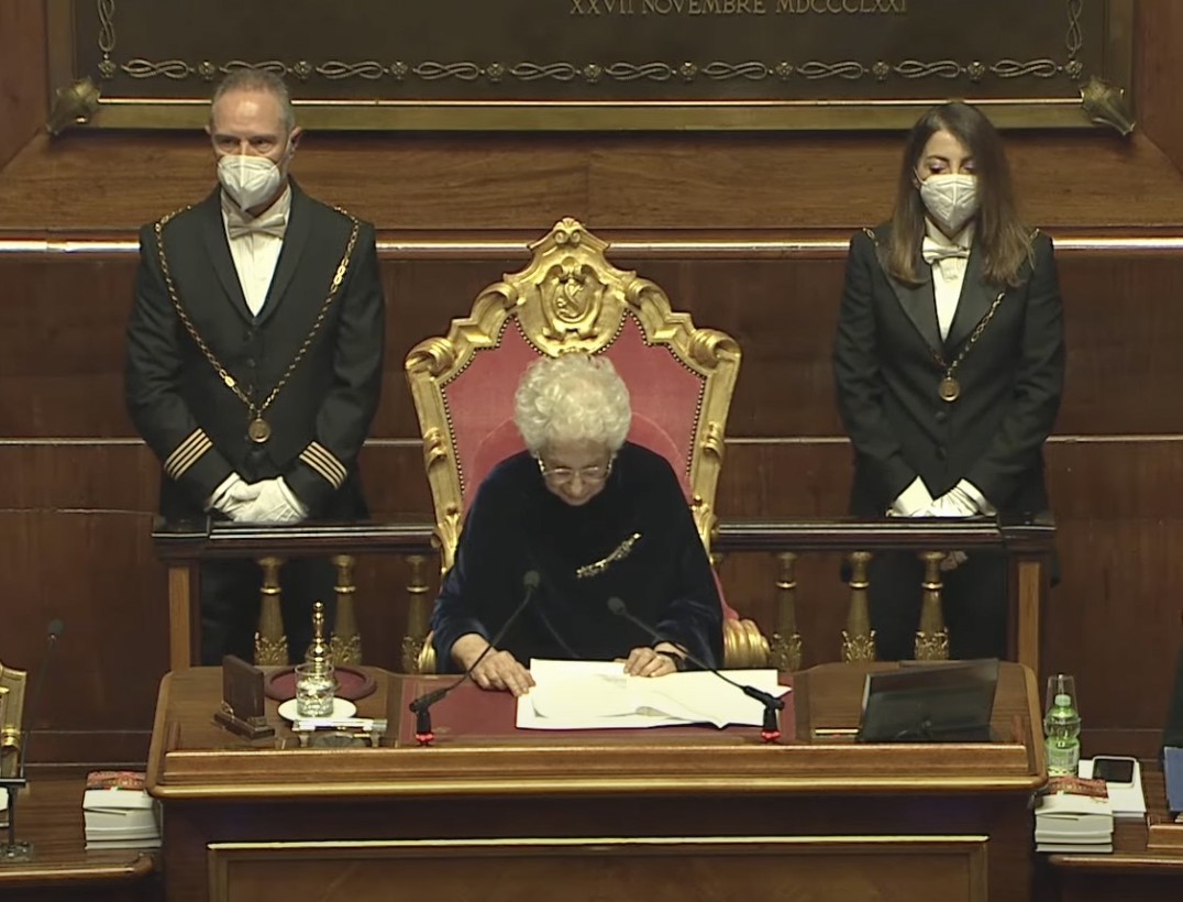 Il messaggio di Liliana Segre <br> al nuovo Senato <br> “Costituzione, simbolo di unità”