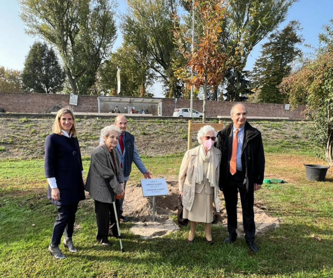 Arrigo e Corrado Vivanti, <br> un albero per la Memoria