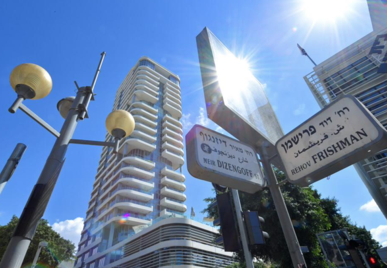 Tel Aviv between avant-garde and bubble