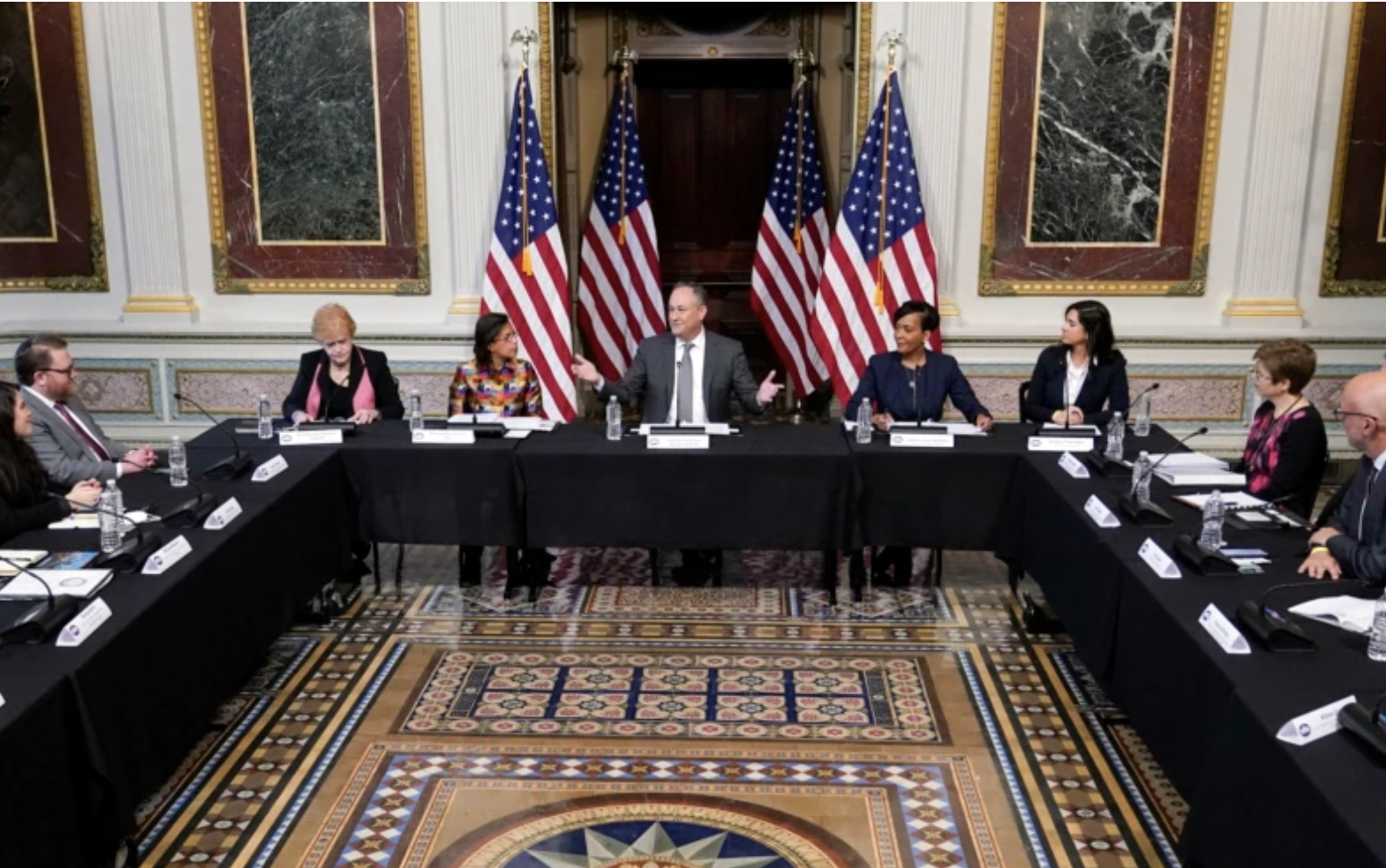 Lotta all’antisemitismo negli Usa, <br> la Casa Bianca lancia una task force