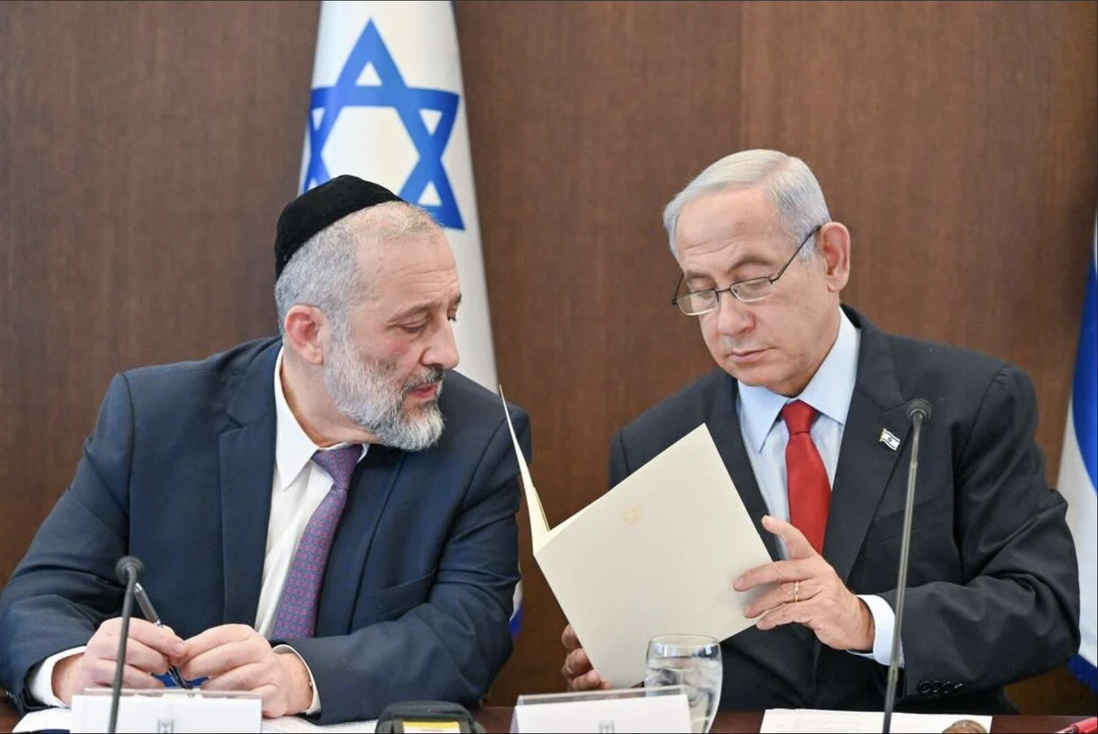 Il Premier Netanyahu all’alleato Deri: </br>“Devo a licenziarti da ministro”