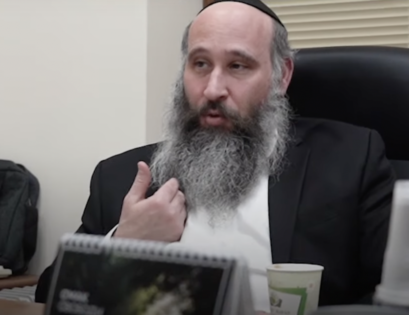 Pagine Ebraiche – L’intervista <br> a rav Mayer Stambler <br> “La nostra mitzvah è salvare vite”