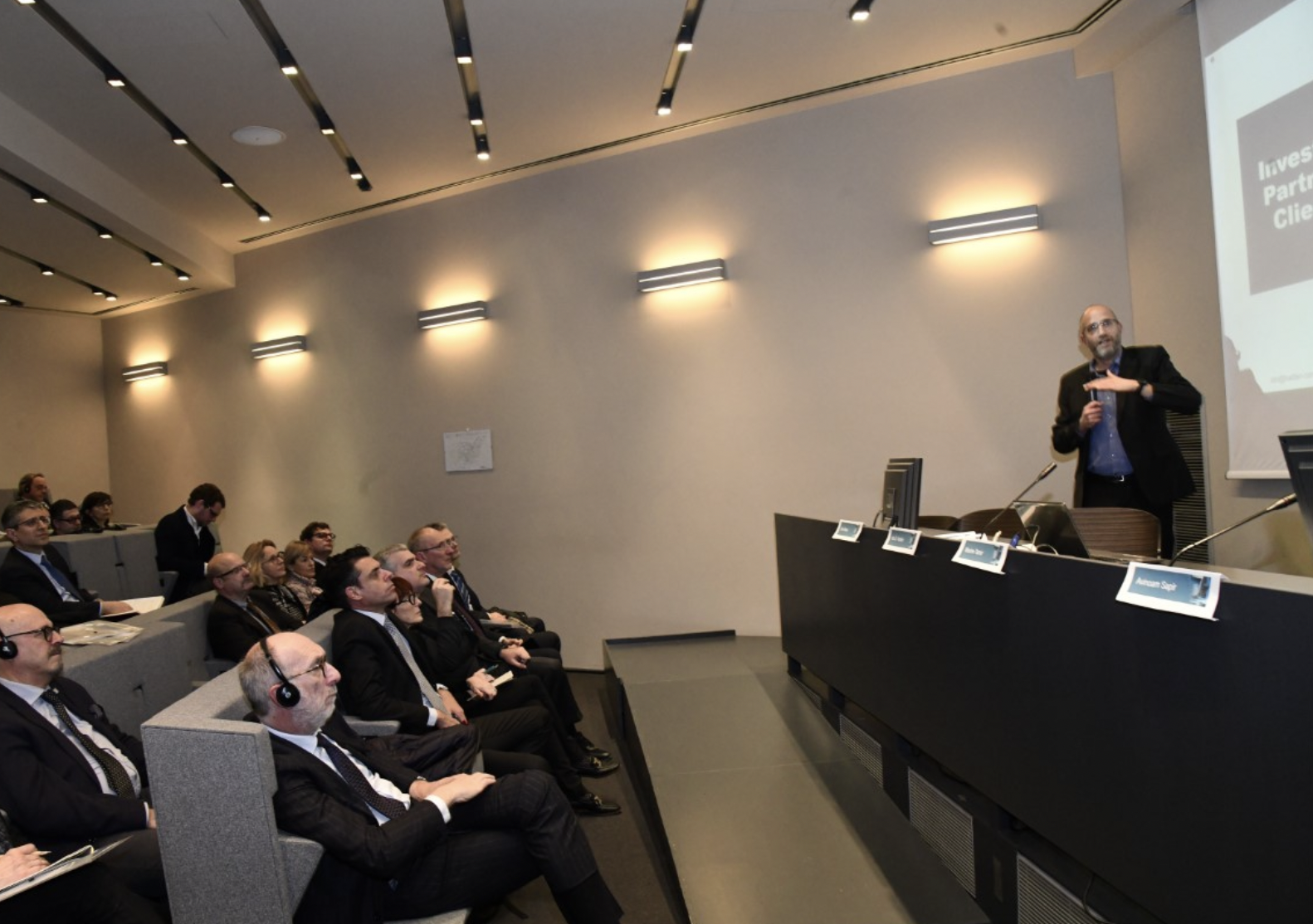 L’incontro a Trieste <br> “Hub digitale per la sanità, <br> l’esempio da seguire è Israele”