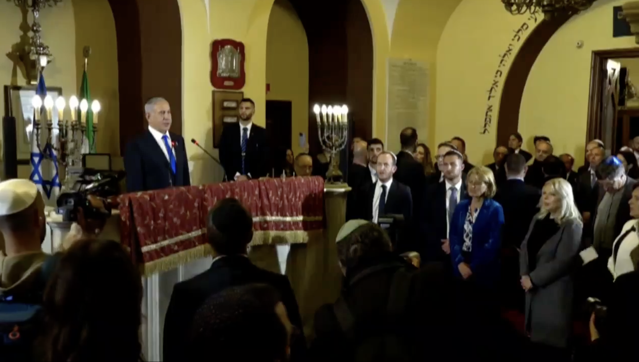 Nethanyahu in the Synagogue of Rome: “Israel and the Diaspora are one people”