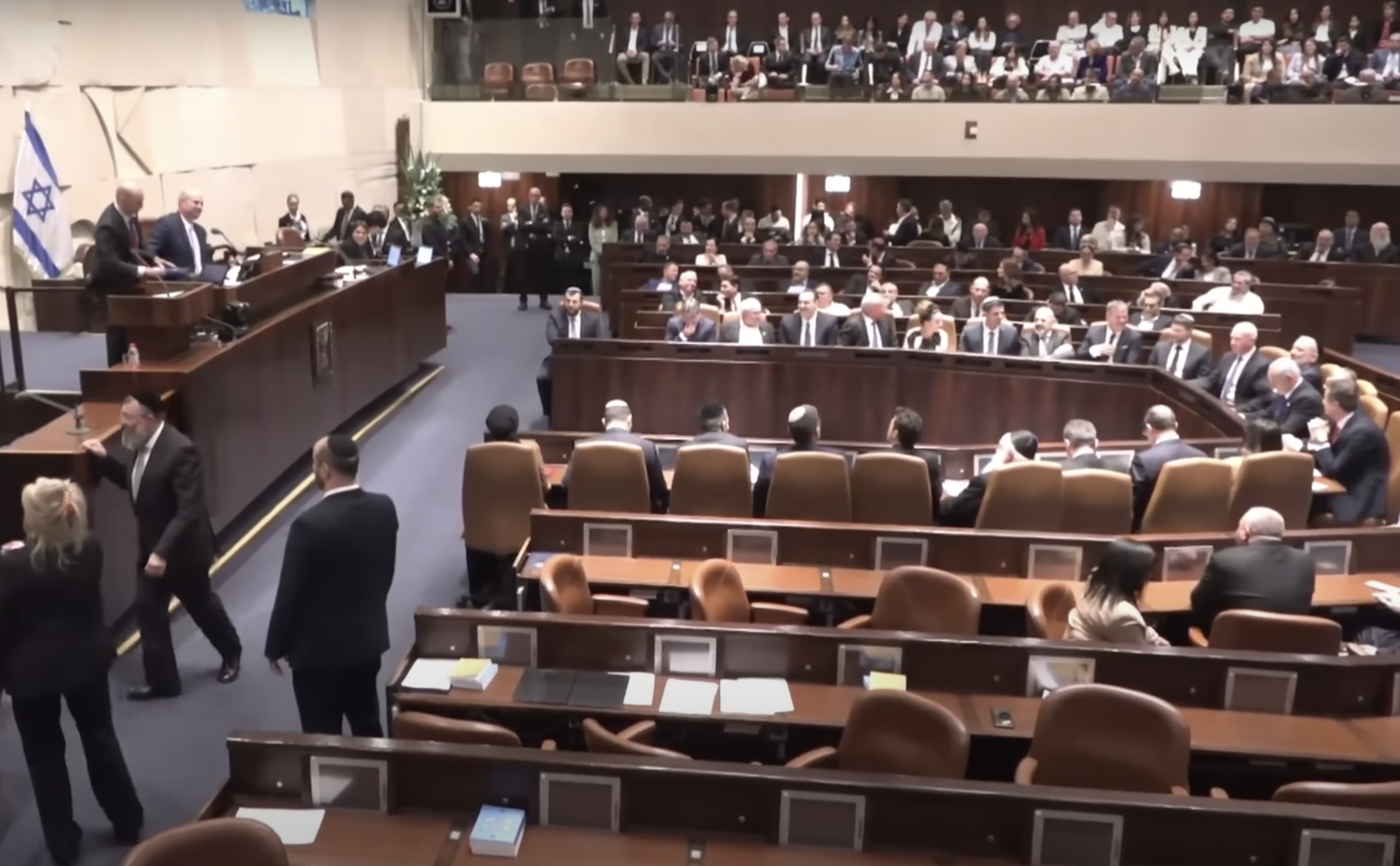 Knesset torna al lavoro, </br>la priorità è il Bilancio