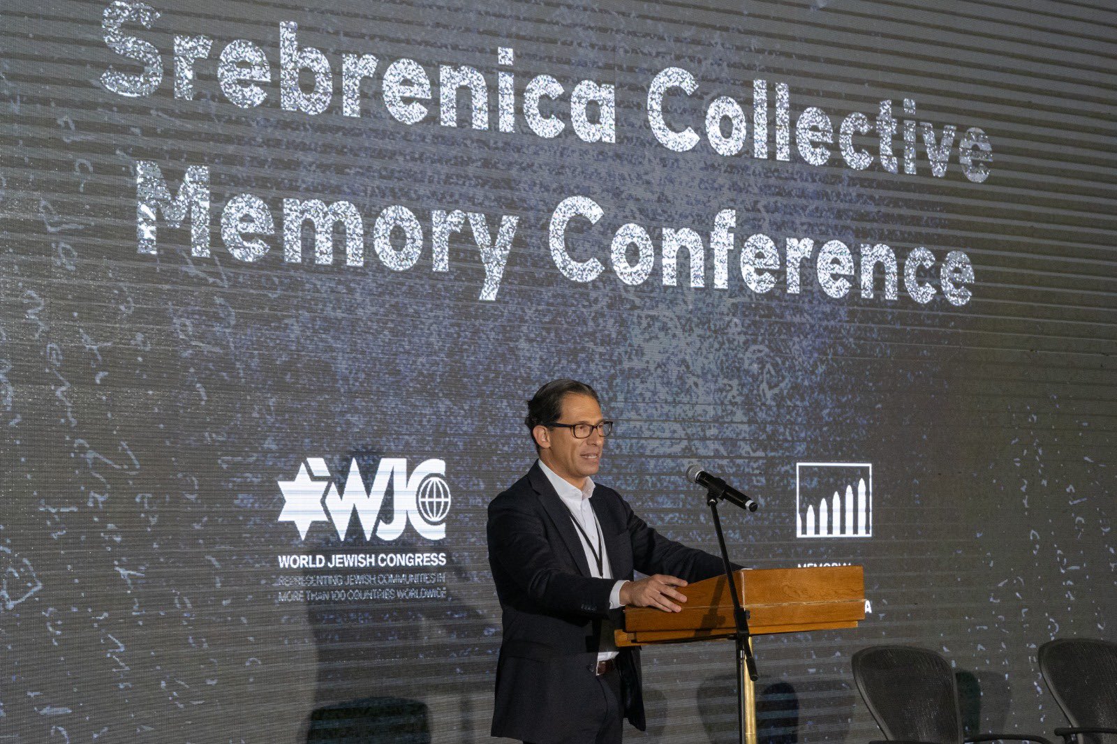 Srebrenica, il ricordo del massacro: <br> “Dopo la Shoah, l’odio non è finito”