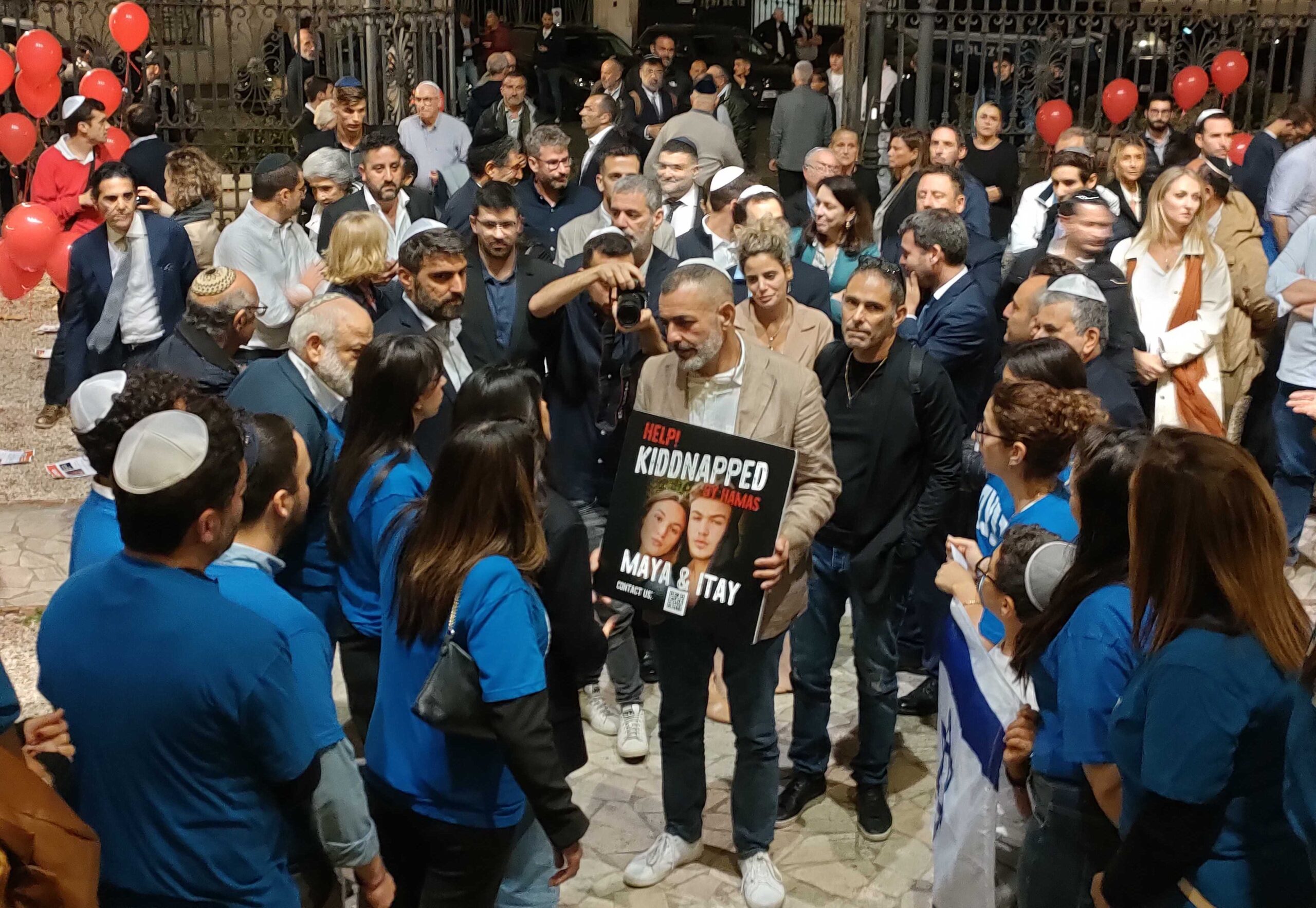 GUERRA – Rapiti: l’impegno <br> e le lacrime degli ebrei romani
