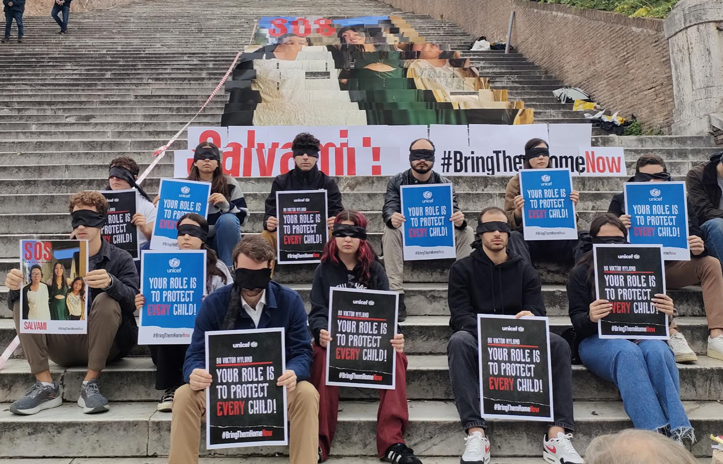 BAMBINI – <br> “Bring them home now” a Roma <br> e “Sogni interrotti”