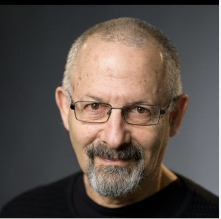 Israelis between two narratives and PTSD