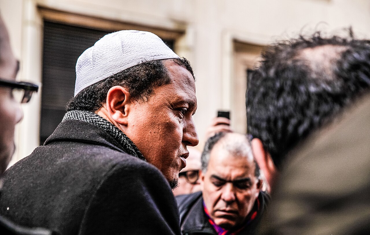 ANTISEMITISMO – <br> Parla Chalgoumi, “l’imam degli ebrei”<br>L’intervista alla vigilia di un fatto di sangue a Lione