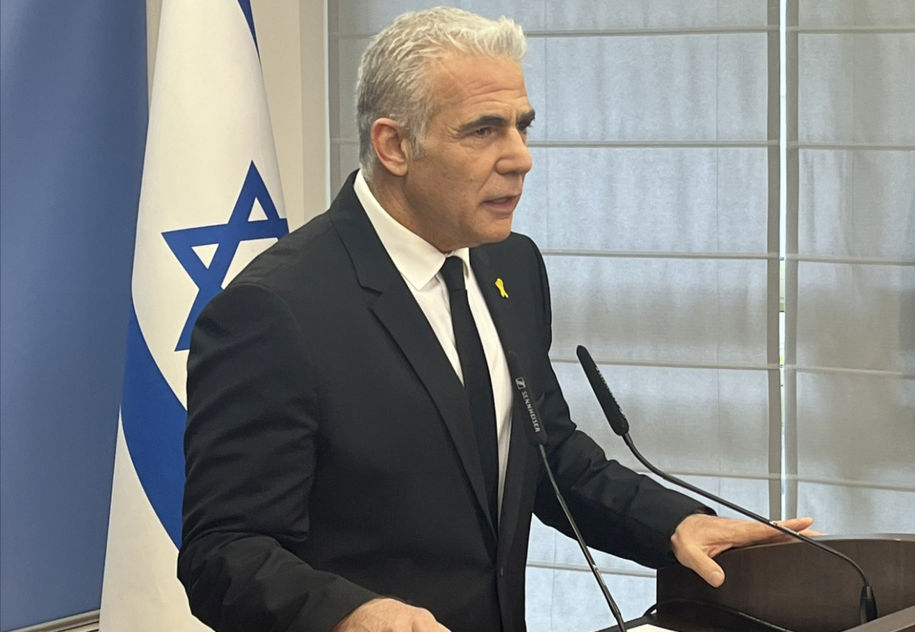 ISRAELE – Haredim contro la coscrizione. Lapid: Andatevene pure