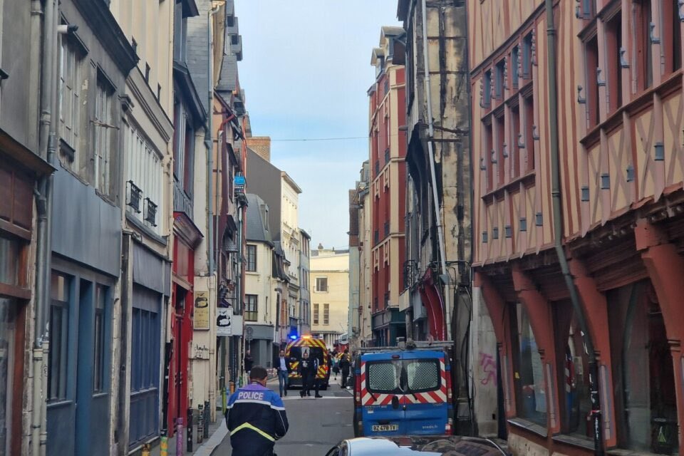 FRANCIA – Sventato incendio doloso sinagoga a Rouen