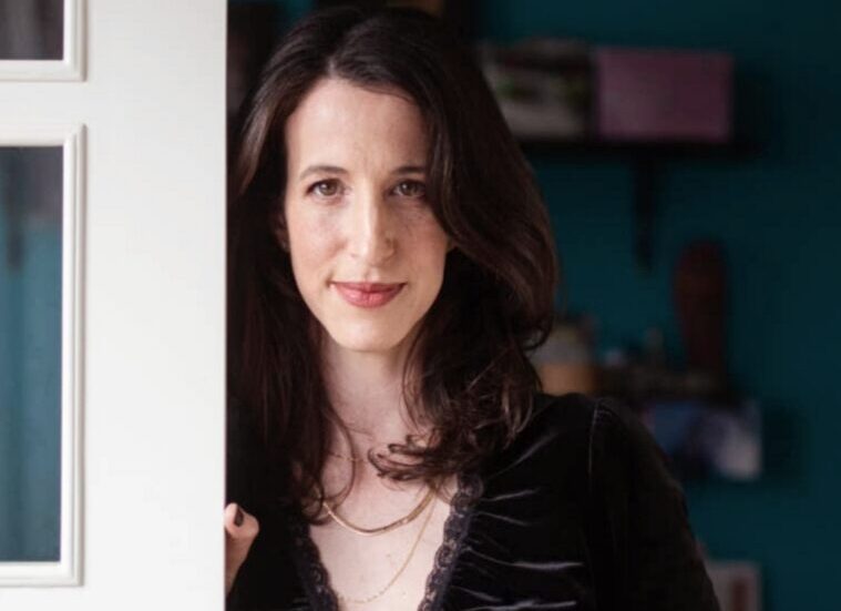 LETTERATURA – Sarai Shavit, al sicuro tra le parole in un Israele fragile e ferito