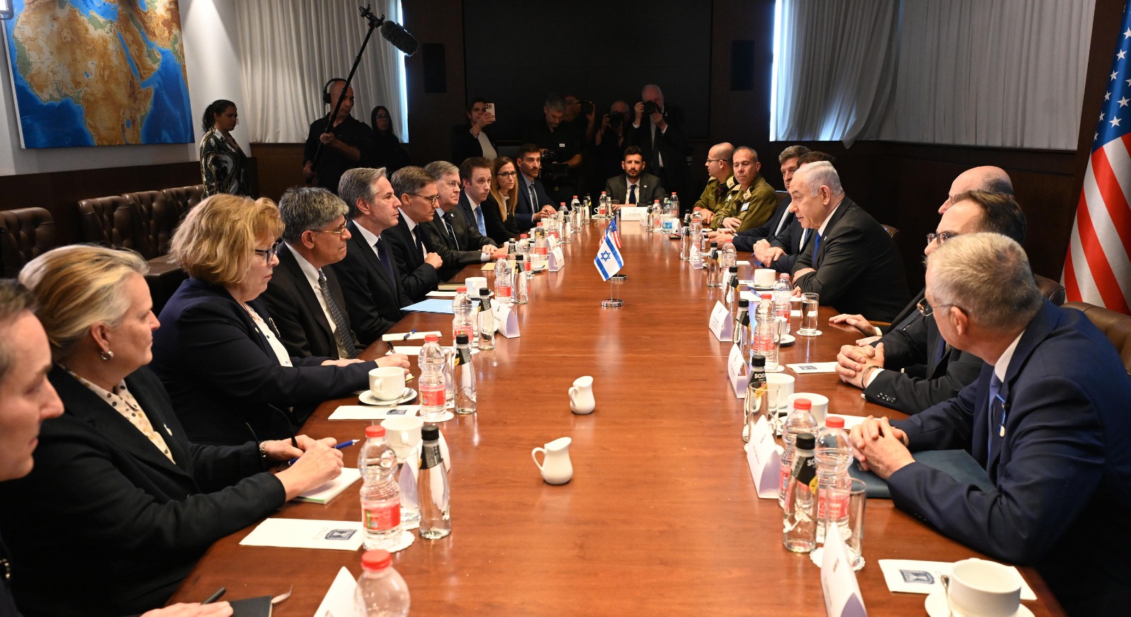 ISRAELE – Il governo offre una tregua ma Hamas nicchia